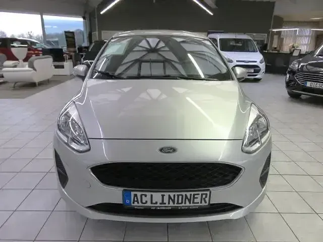 Gebraucht Ford Fiesta Trend 140 PS (102 kW) 2017 Silber Kleinwagen