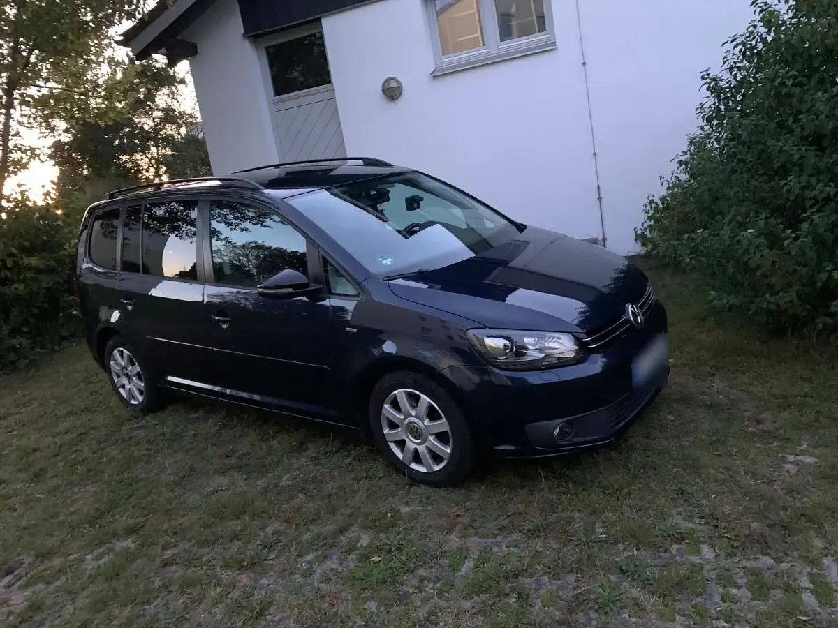 Gebraucht VW Touran 150 PS (110 kW) 2012 Blau Van / Kleinbus