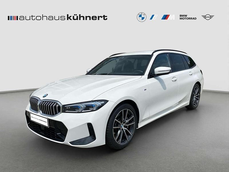 Alpinweiss iii Gebraucht 2024 BMW 330 M Sport Kombi | 47.845 € (Etwas zu teuer) - Bild 1/4