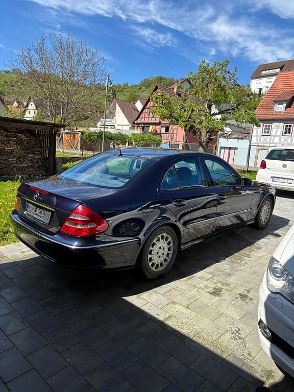 Brugt Mercedes E320 Avantgarde 277 HK (203 kW) 2003 Blå Sedan