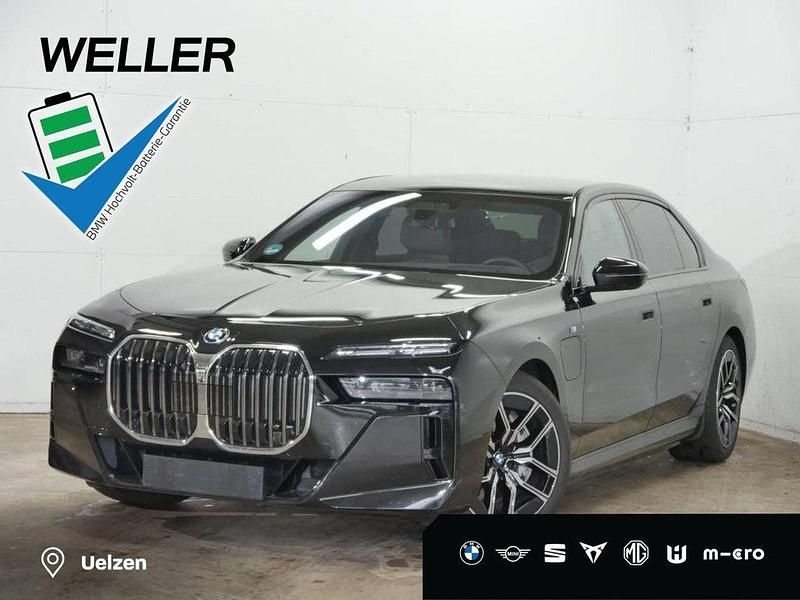 Black sapphire (schwarz) Gebraucht 2024 BMW 750e Comfort Edition Limousine | 99.900 € - Bild 1/4