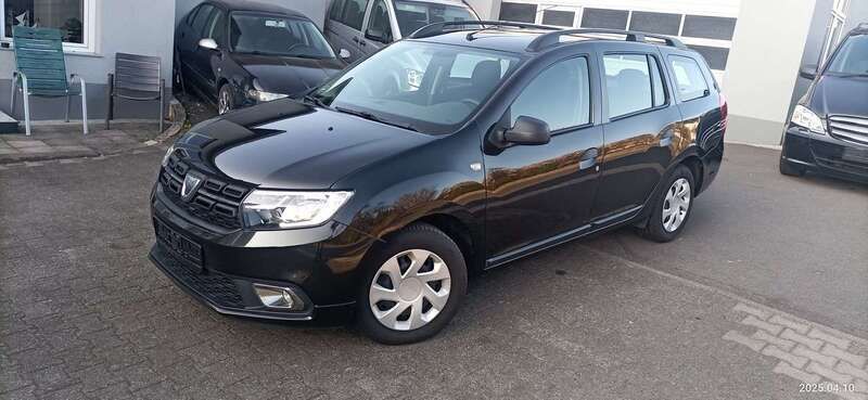 Perlmuttschwarz Gebraucht 2020 Dacia Logan Limousine | 10.390 € - Bild 1/4
