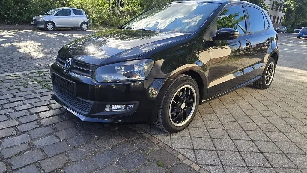 Gebraucht VW Polo Team 90 PS (66 kW) 2010 Schwarz Kleinwagen