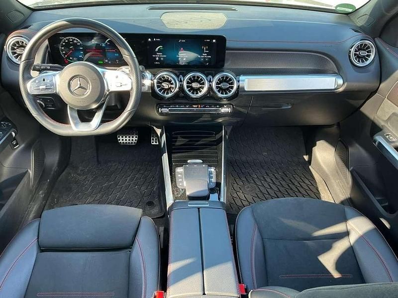 Gebraucht Mercedes EQB300 AMG line 167 kW (228 PS) 2022 Grau SUV