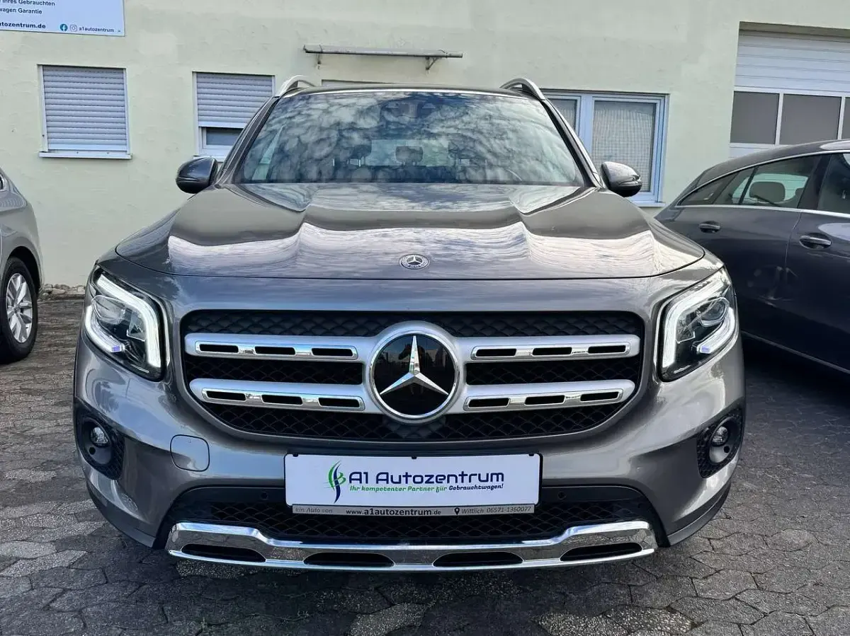 Gebraucht Mercedes GLB200 Progressive 150 PS (110 kW) 2020 Mountaingrau met. SUV