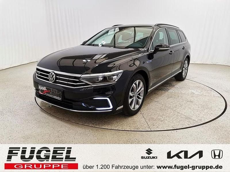 Deep black perleffekt Gebraucht 2021 VW Passat GTE Kombi | 23.369 € (Fairer Preis) - Bild 1/4