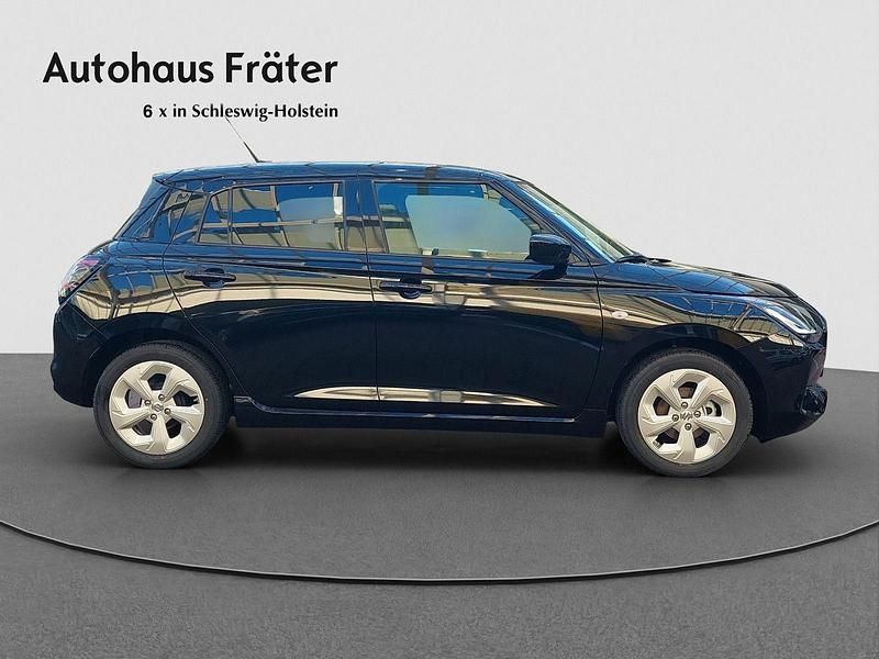 Neu Suzuki Swift Comfort 83 PS (61 kW) 2026 Schwarz Kleinwagen