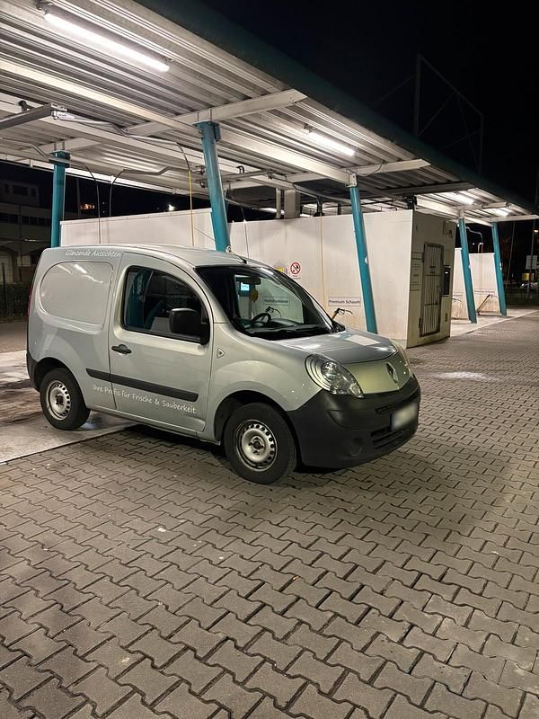 Gebraucht Renault Kangoo 68 PS (50 kW) 2010 Grau Van