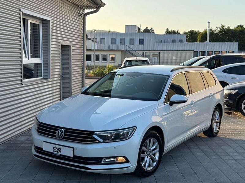 Weiß Gebraucht 2016 VW Passat Comfortline Kombi | 11.790 € (Fairer Preis) - Bild 1/4