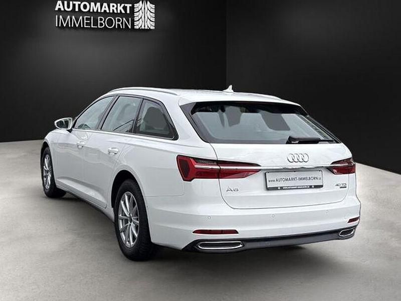 Gebraucht Audi A6 Ambiente 204 PS (150 kW) 2022 Ibisweiss Kombi