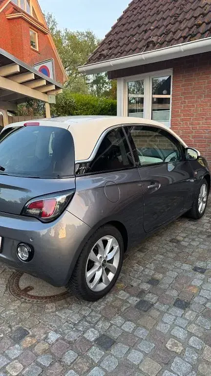 Używany Opel Adam 69 KM (50 kW) 2019 Beżowy Hatchback