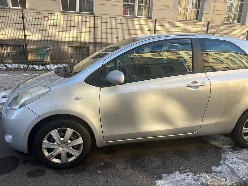 Gebraucht Toyota Yaris 2008 Grau Kleinwagen