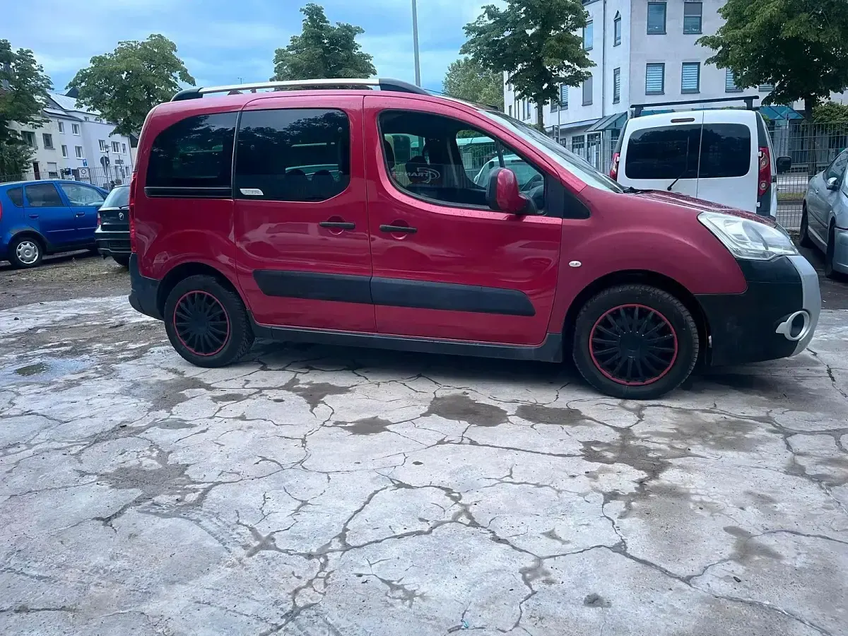 Gebraucht Citroën e-Berlingo XTR 90 PS (66 kW) 2011 Rot Van / Kleinbus