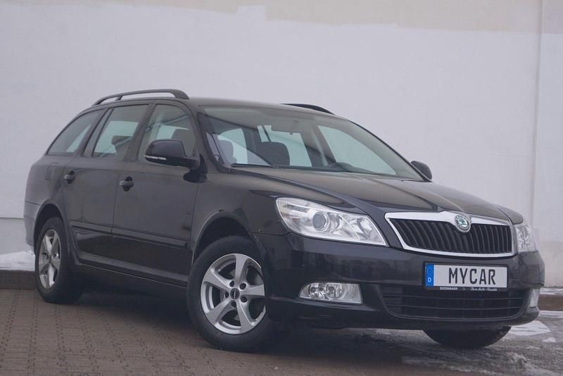 Gebraucht Skoda Octavia 80 PS (58 kW) 2010 Schwarz Kombi