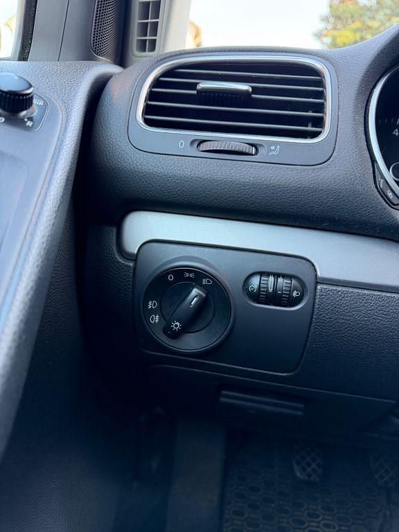 Gebraucht VW Golf VI Team 80 PS (58 kW) 2010 Blau Kleinwagen