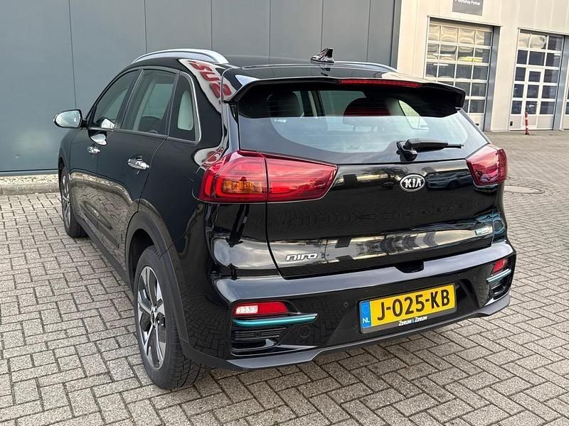 Gebraucht Kia e-Niro 150 kW (204 PS) 2020 Schwarz SUV