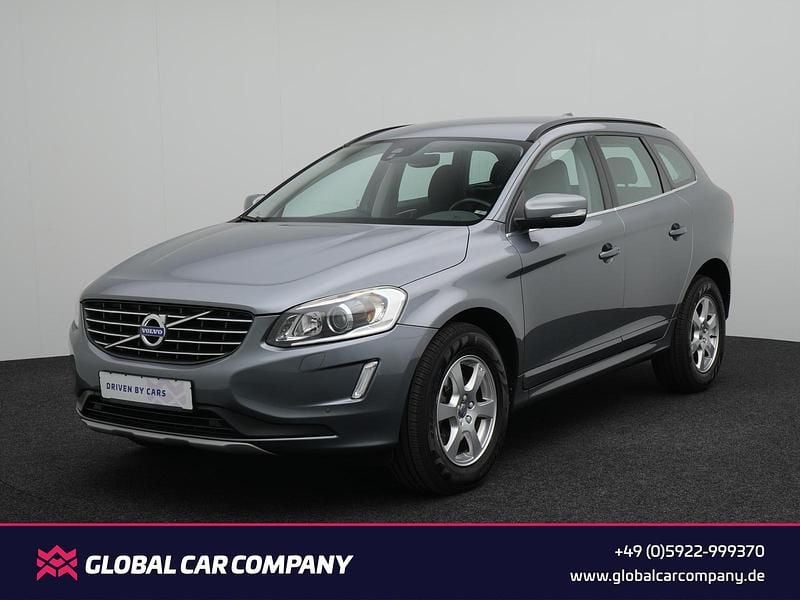 Osmium grey / metallic Gebraucht 2016 Volvo XC60 Momentum SUV | 12.950 € (Guter Preis) - Bild 1/4