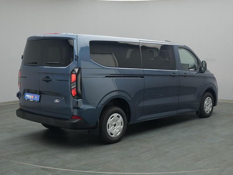 Neu Ford Transit Custom Trend 136 PS (100 kW) 2026 Blau Kombi