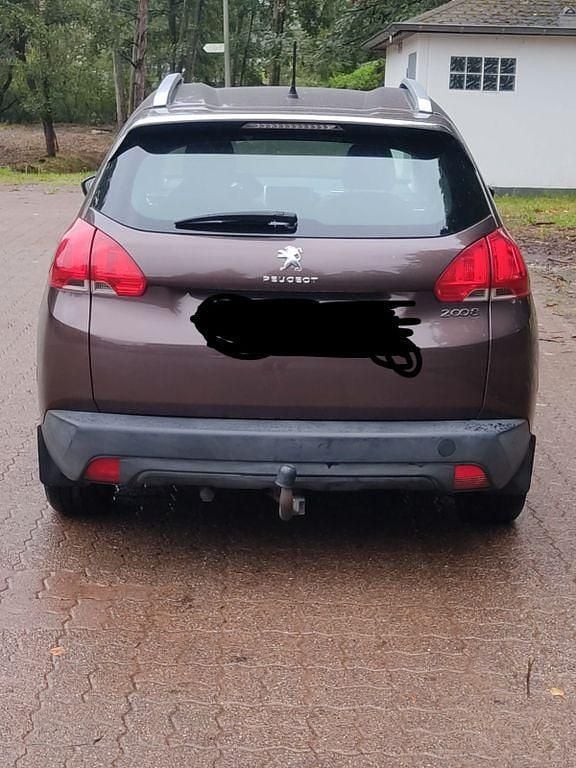 Braun Gebraucht 2014 Peugeot 2008 Access SUV | 7.500 € (Fairer Preis) - Bild 1/4