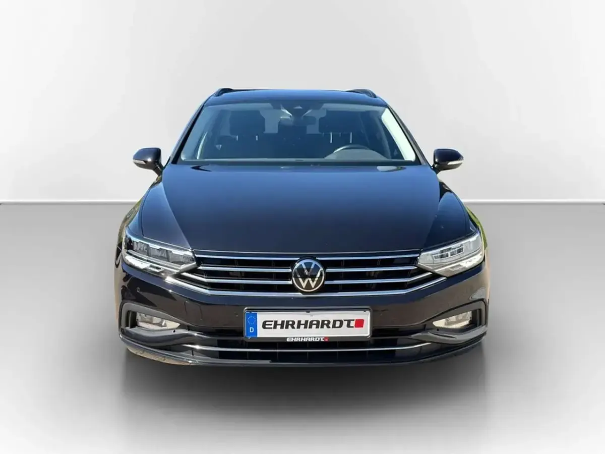 Gebraucht VW Passat Business 150 PS (110 kW) 2024 Schwarz Kombi