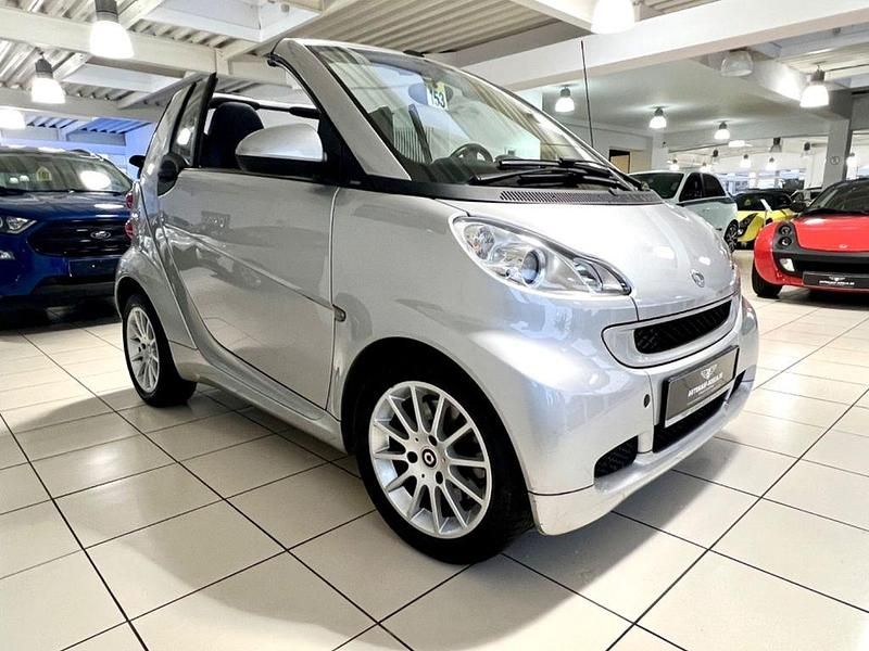 Gebraucht Smart ForTwo Cabrio Passion 71 PS (52 kW) 2012 Silber Cabrio