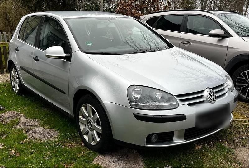 Gebraucht VW Golf V 116 PS (85 kW) 2003 Silber Kleinwagen