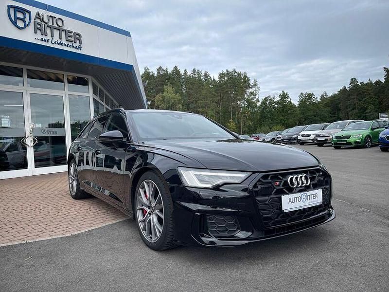 Mythosschwarz metallic (metallic) Gebraucht 2023 Audi S6 Comfort Kombi | 66.890 € (Teuer) - Bild 1/4
