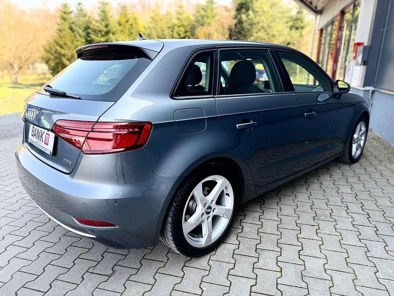 Gebraucht Audi A3 Sport 190 PS (139 kW) 2018 Monsungrau metallic Limousine
