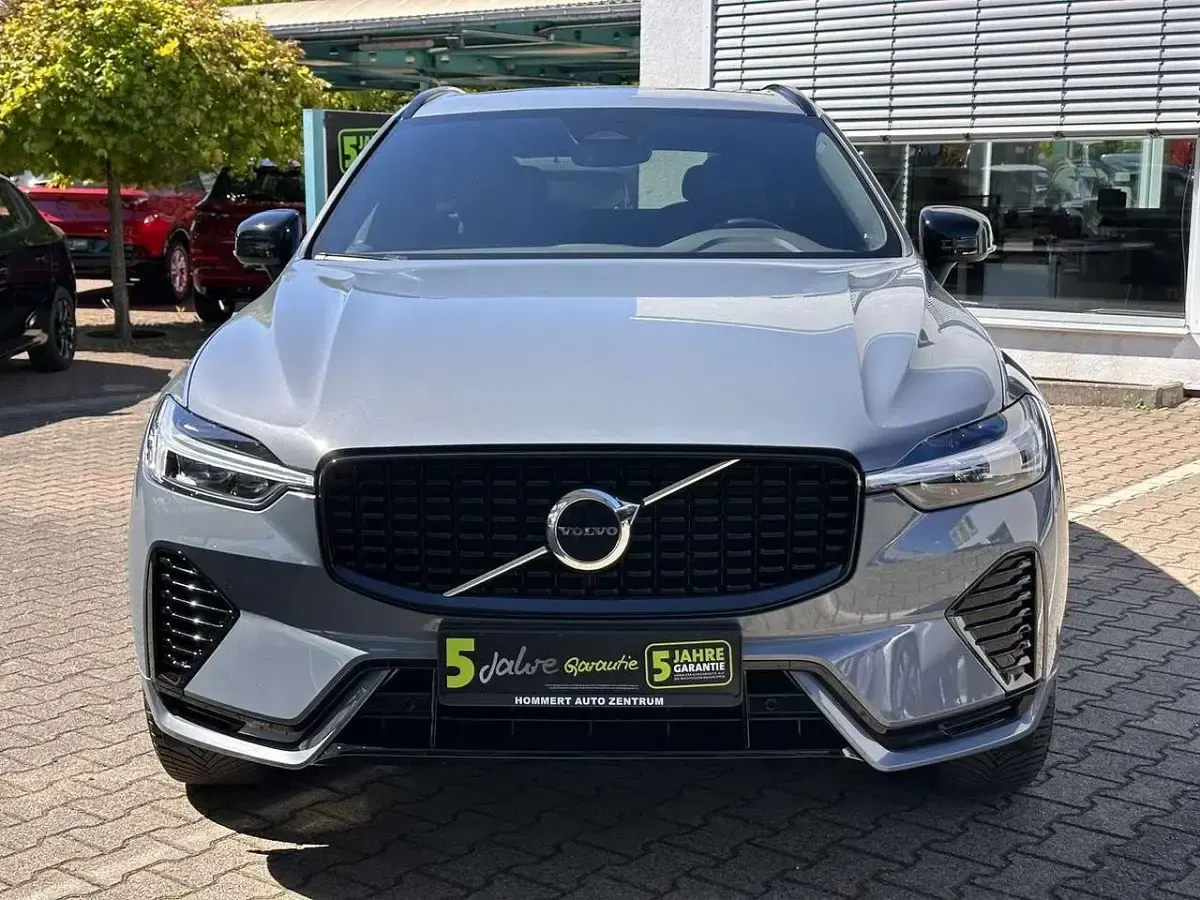 Gebraucht Volvo XC60 R-Design 398 PS (292 kW) 2023 Thunder grey metallic SUV