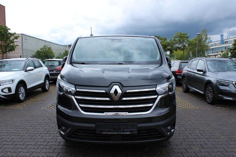 Gebraucht Renault Trafic 150 PS (110 kW) 2022 Schwarz Van / Kleinbus