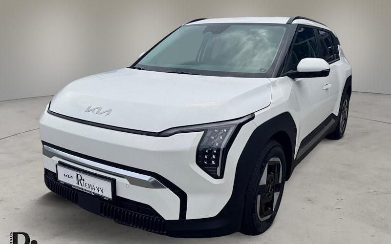 Weiß Neu 2025 Kia EV3 3 SUV | 33.995 € (Guter Preis) - Bild 1/4