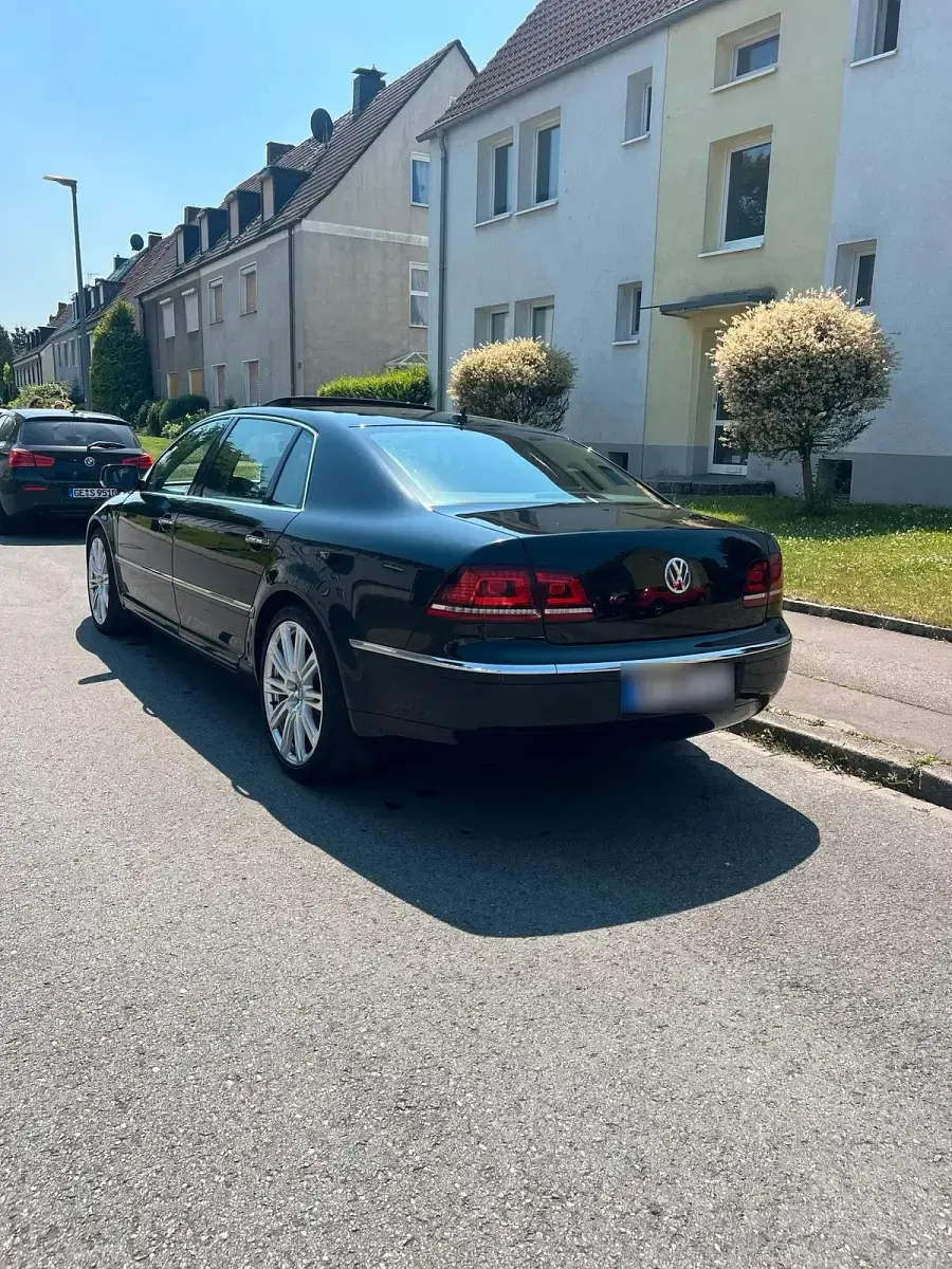 Gebraucht VW Phaeton 239 PS (175 kW) 2013 Schwarz Limousine
