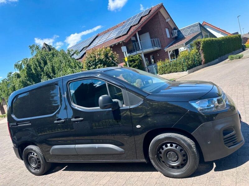 Gebraucht Citroën Berlingo 75 PS (55 kW) 2019 Schwarz Van / Kleinbus