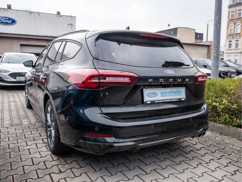 Nowe Ford Focus ST-Line 125 KM (91 kW) 2025 Czarny Kombi