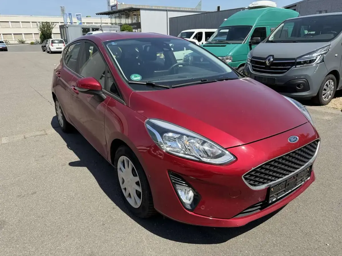 Gebraucht Ford Fiesta 101 PS (74 kW) 2017 Rubyrot (metallic) Kleinwagen