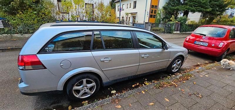 Gebraucht Opel Vectra 155 PS (114 kW) 2005 Grau Kombi