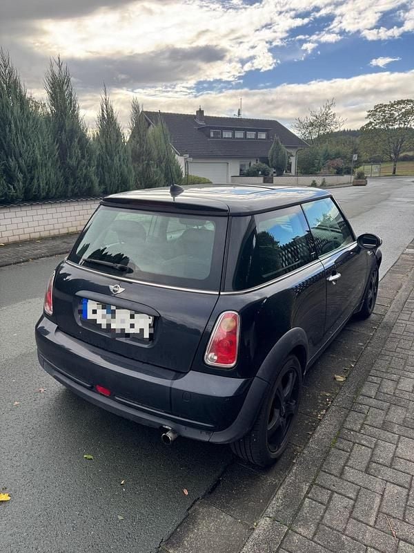 Schwarz Gebraucht 2006 Mini ONE Kleinwagen | 900 € (Superpreis) - Bild 1/4