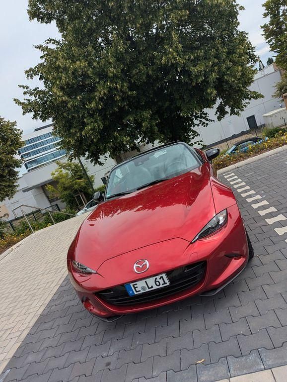 Gebraucht Mazda MX5 Exclusive-Line 132 PS (97 kW) 2021 Rot Cabrio