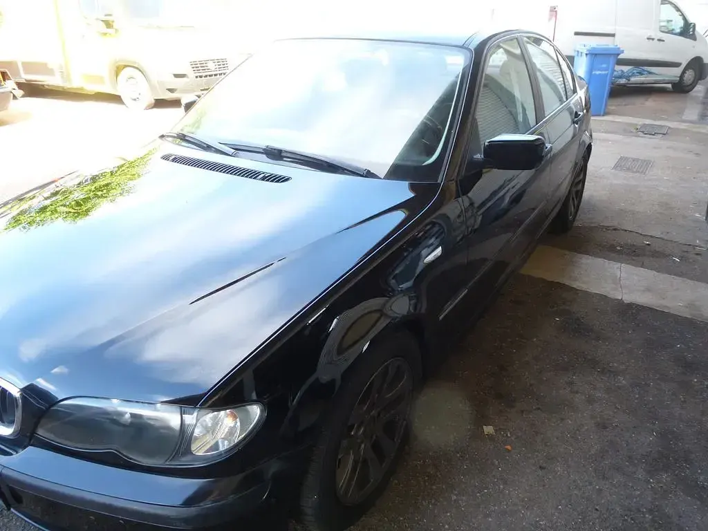 Gebraucht BMW 316 Lifestyle 116 PS (85 kW) 2003 Schwarz Limousine