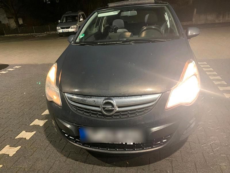 Gebraucht 2013 Opel Corsa Limousine | 2.300 € (Guter Preis) - Bild 1/4