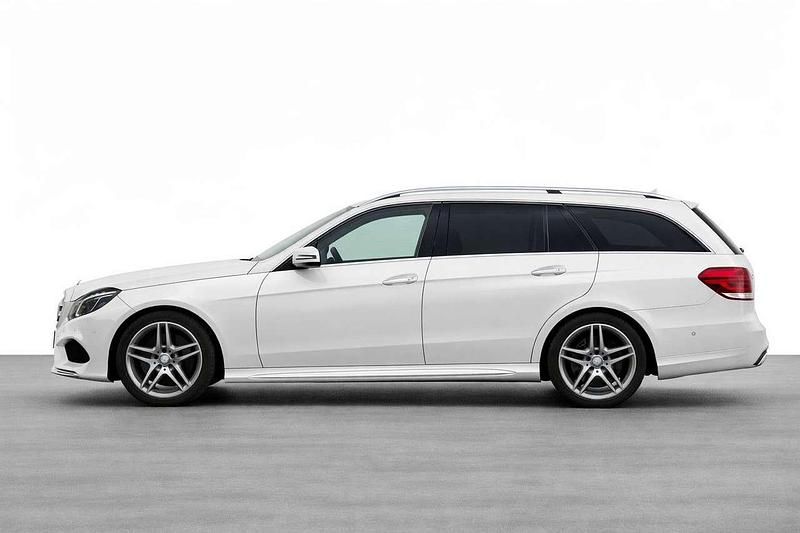 Gebraucht Mercedes E300 AMG 252 PS (185 kW) 2013 Weiß Kombi