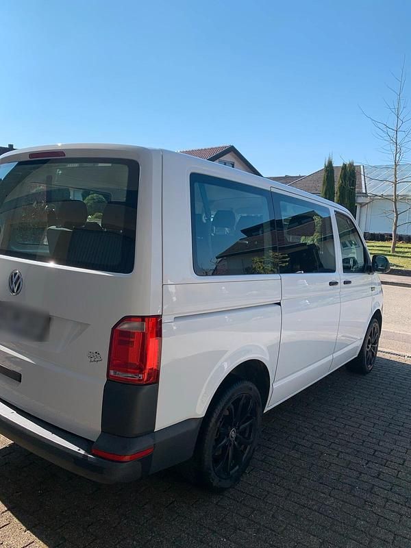 Gebraucht VW Transporter 150 PS (110 kW) 2020 Weiß Van