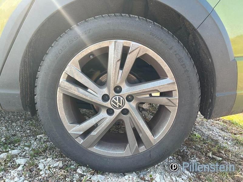 Gebraucht VW Taigo R-line 116 PS (85 kW) 2024 Grün SUV