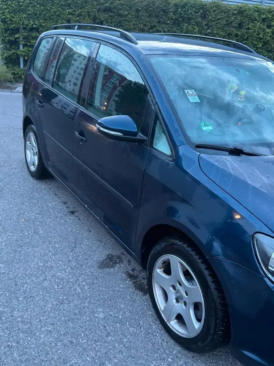 Gebraucht VW Touran 105 PS (77 kW) 2012 Blau Van / Kleinbus