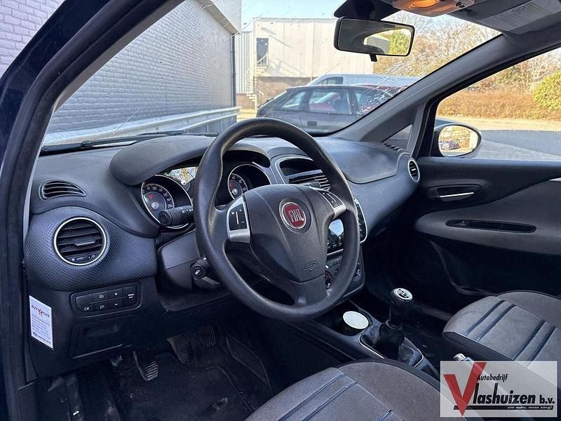 Gebraucht Fiat Punto Evo Dynamic 86 PS (63 kW) 2011 Blau Kleinwagen