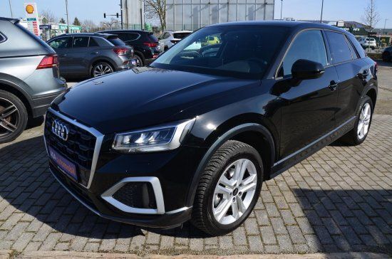 Brillantschwarz Gebraucht 2023 Audi Q2 Advanced SUV | 22.470 € (Guter Preis) - Bild 1/4