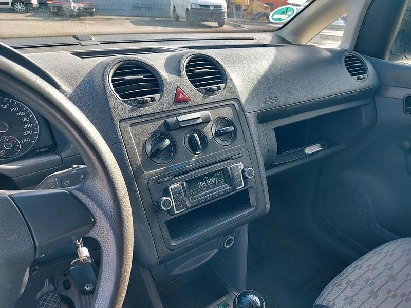 Gebraucht VW Caddy Maxi 102 PS (75 kW) 2012 Weiß Van / Kleinbus