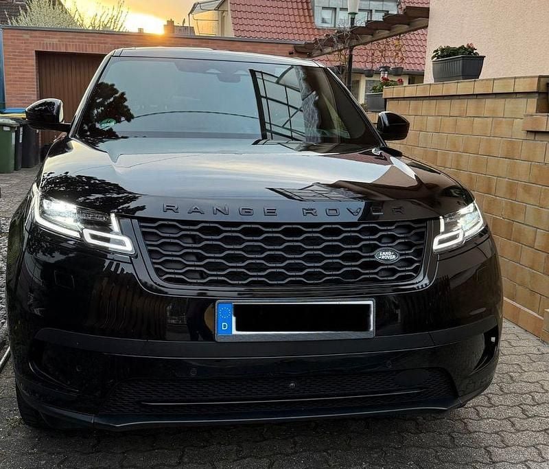 Schwarz Gebraucht 2021 Land Rover Range Rover Velar SUV | 39.300 € (Fairer Preis) - Bild 1/4