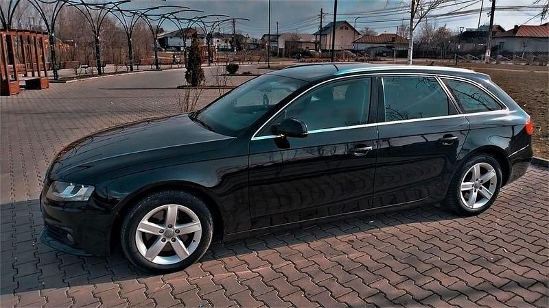 Gebraucht Audi A4 Ambiente 143 PS (105 kW) 2012 Schwarz Limousine