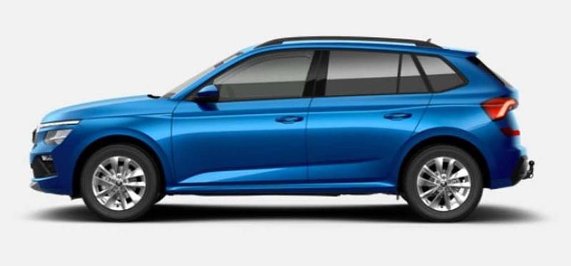 Raceblau metallic Neu 2025 Skoda Kamiq Selection SUV | 29.241 € (Fairer Preis) - Bild 1/2